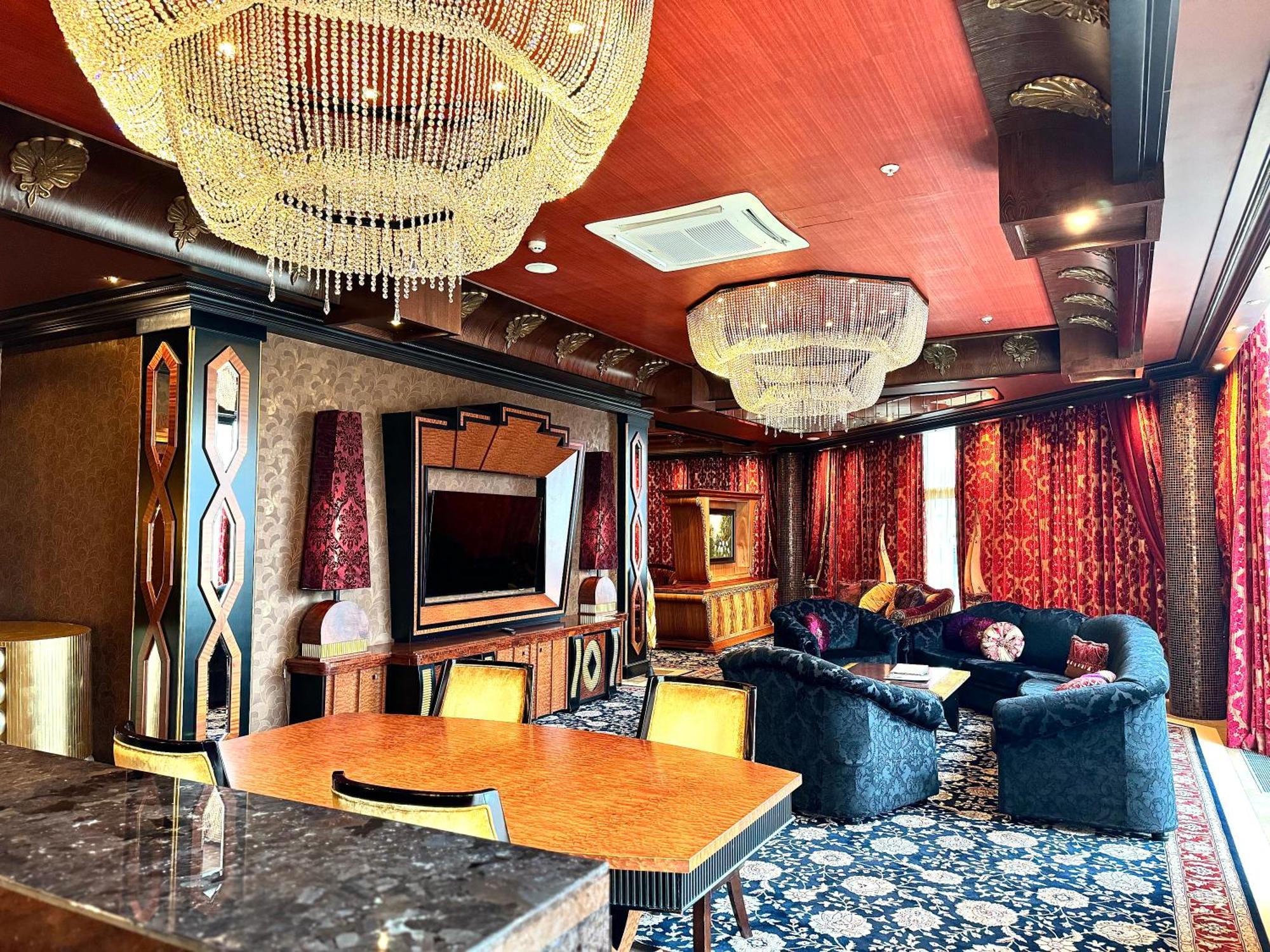 Dubai Junior Suite,1559642122:JPEG